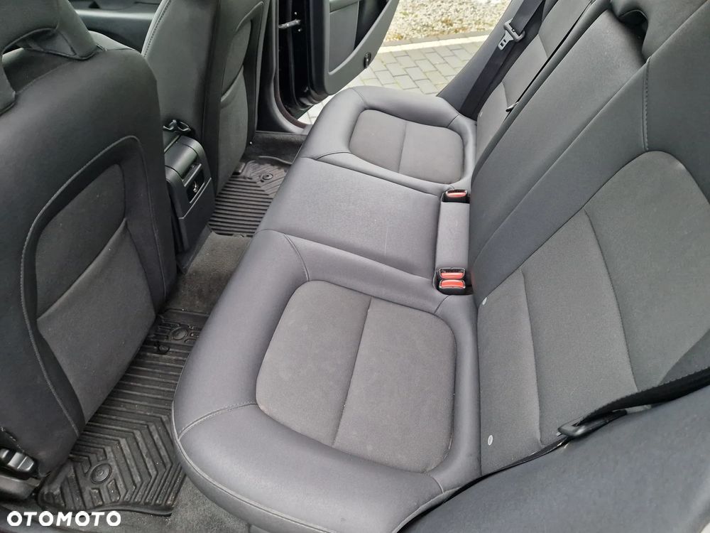 Volvo V70 1.6D DRIVe Momentum - 14