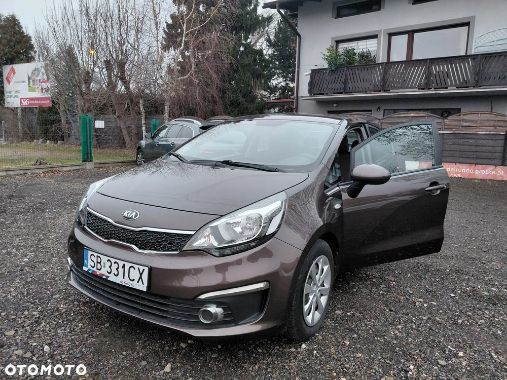 Kia Rio - 1