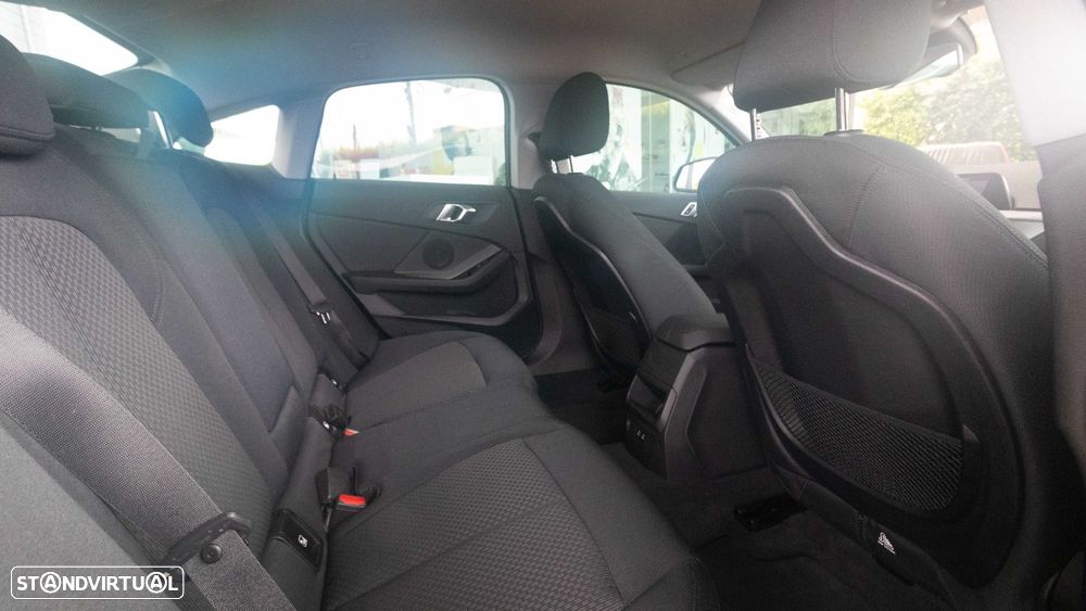 BMW 216 Gran Coupé d Advantage - 9