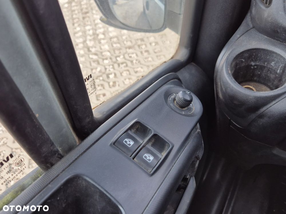 Iveco Daily 35C21 Hi-Matic 3.0HPT, blaszak L3H2, klimatyzacja, tempomat - 10