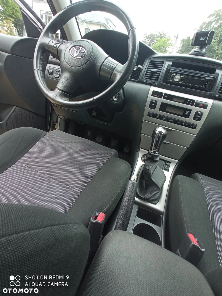 Toyota Corolla 1.4 VVT-i Luna - 3