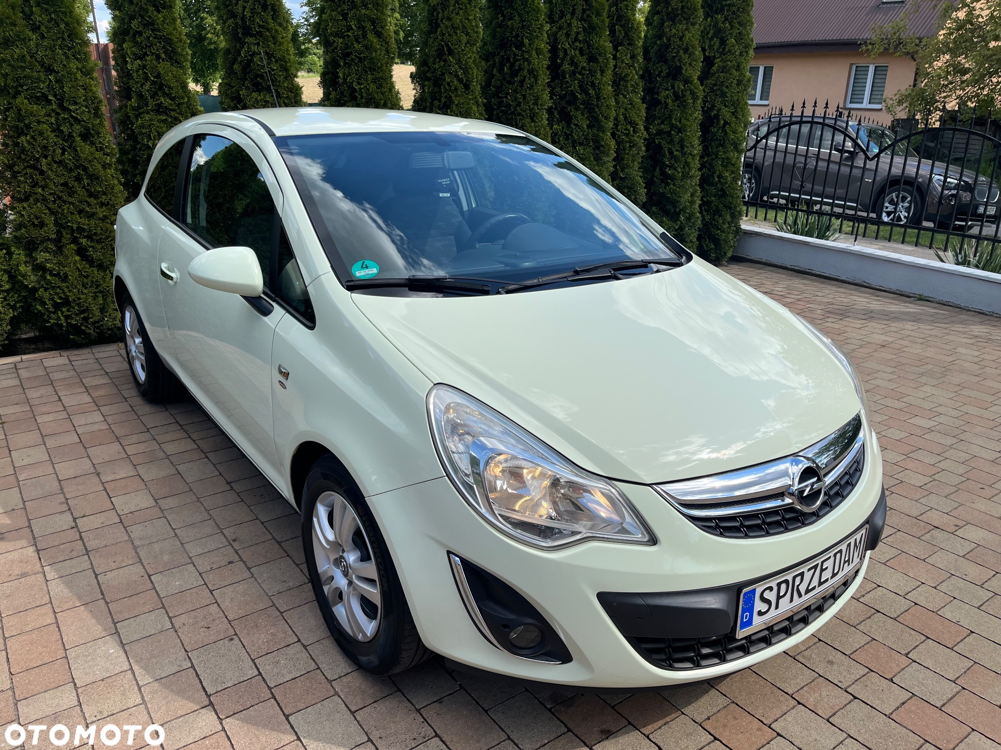Opel Corsa 1.4 16V Color Edition - 6