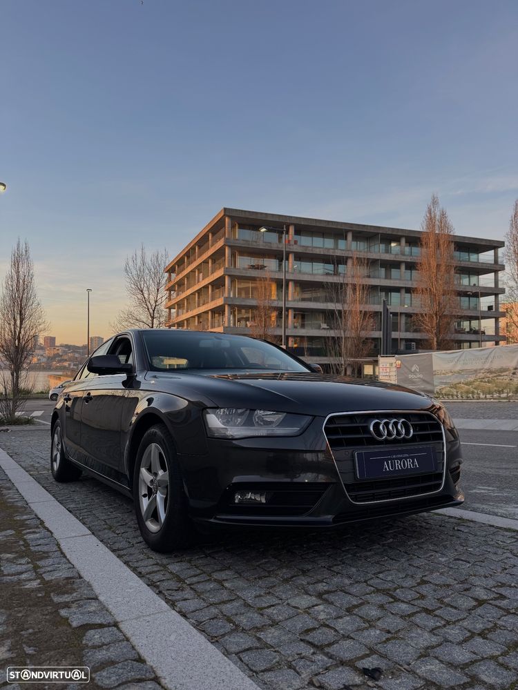 Audi A4 2.0 TDI DPF Ambition - 1