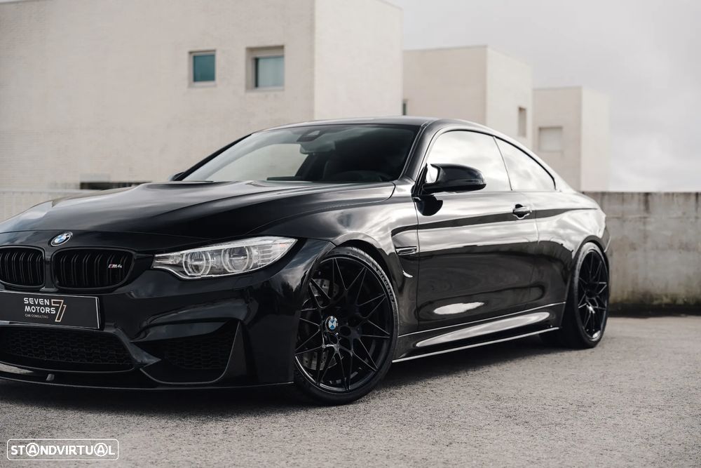 BMW M4 DKG Competition - 3