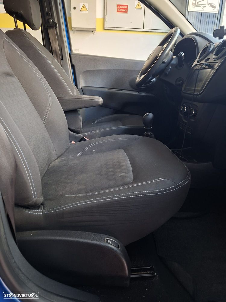 Dacia Lodgy dCi 110 Stepway - 11