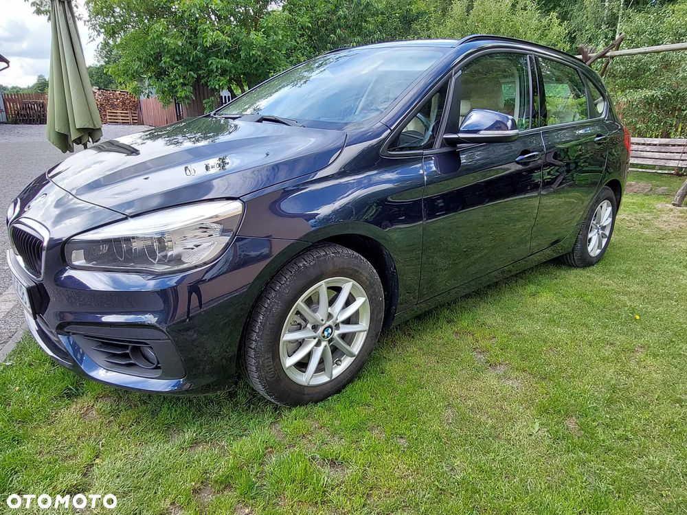BMW Seria 2 218i - 5