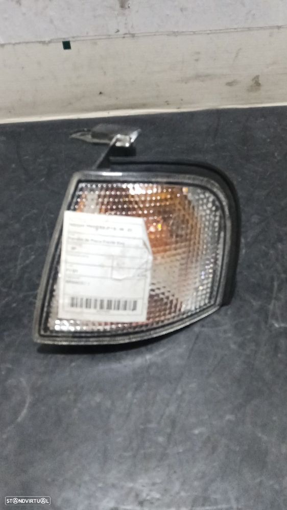 Farolim De Pisca Frente Esq Nissan Primera (P11) - 1