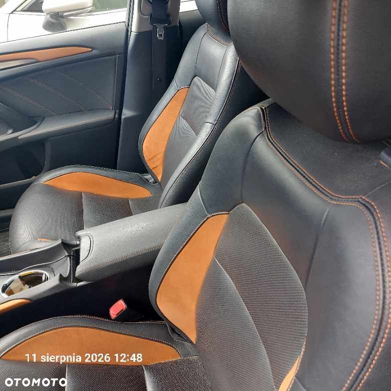Toyota Avensis 1.8 Prestige MS - 4
