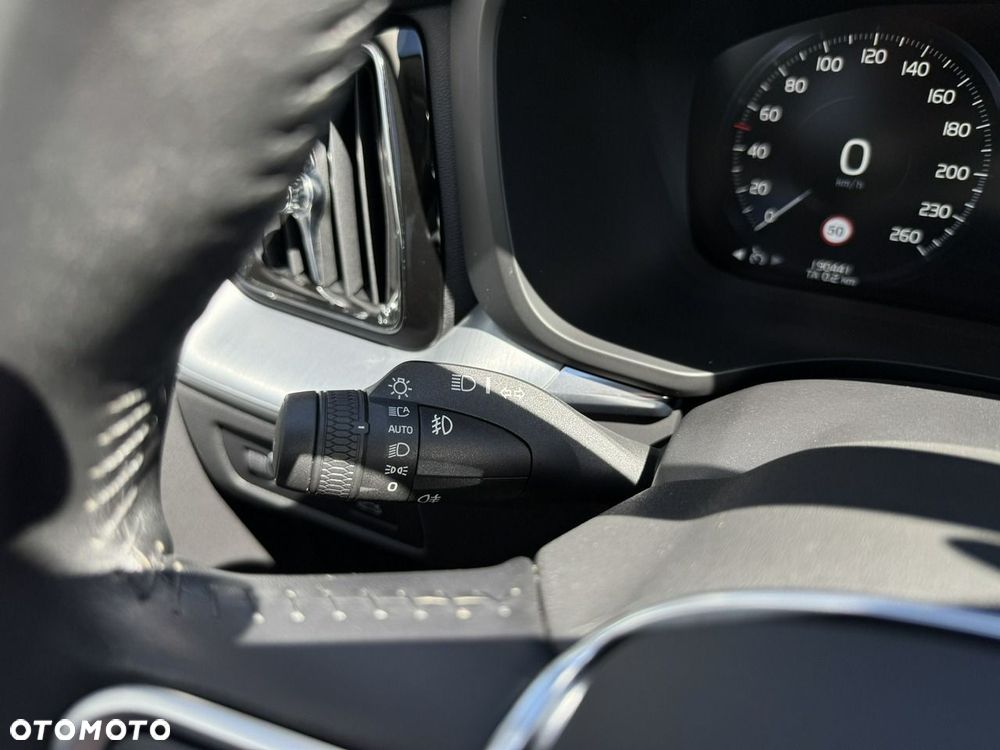 Volvo XC 60 - 28