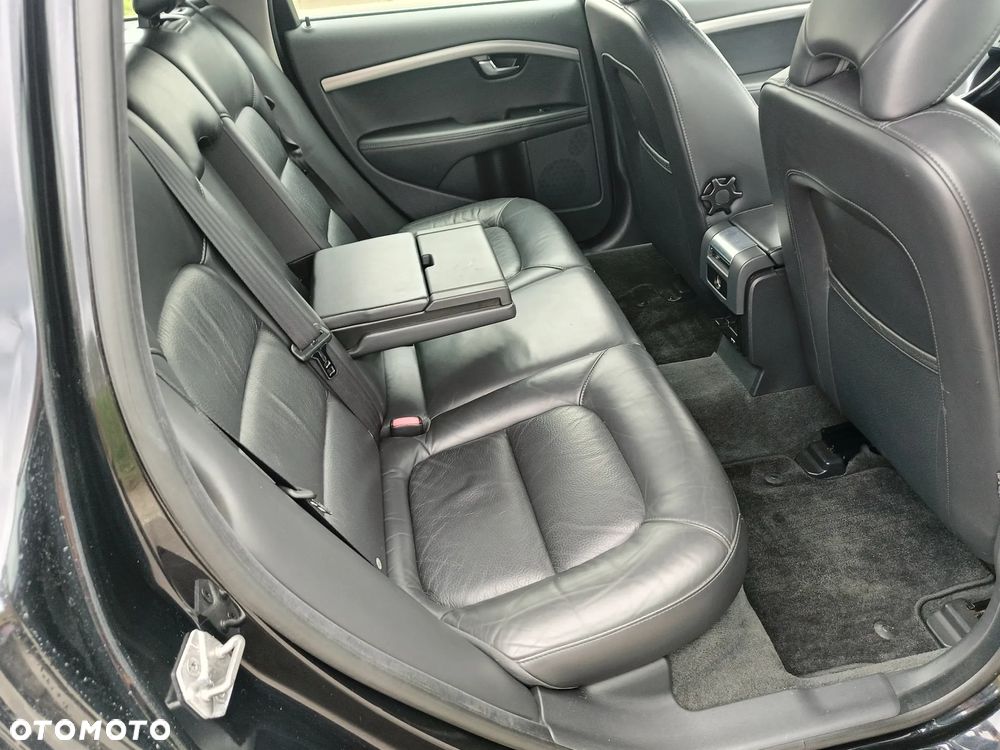 Volvo V70 D3 Geartronic Edition - 21