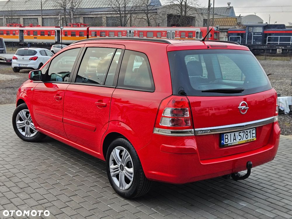 Opel Zafira 1.8 Family Plus - 4