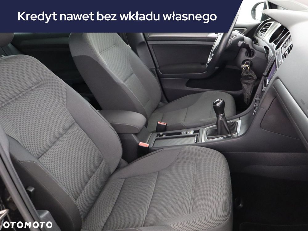 Volkswagen Golf - 11