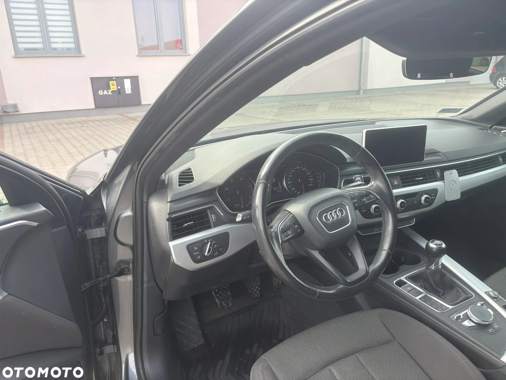 Audi A4 2.0 TDI clean diesel - 10