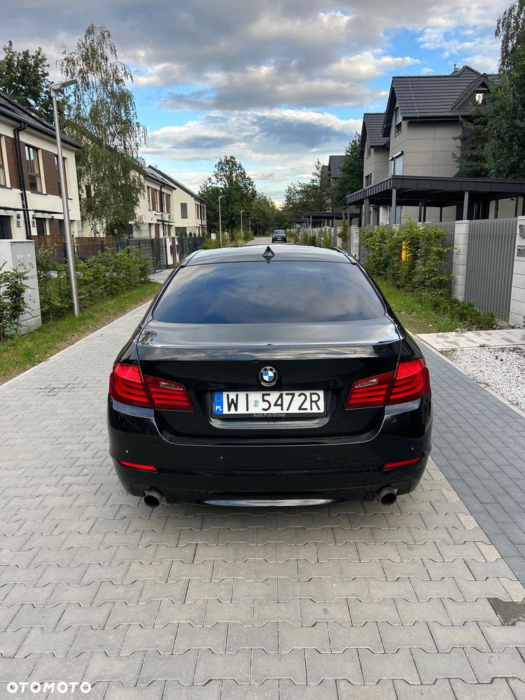 BMW Seria 5 535i xDrive - 9
