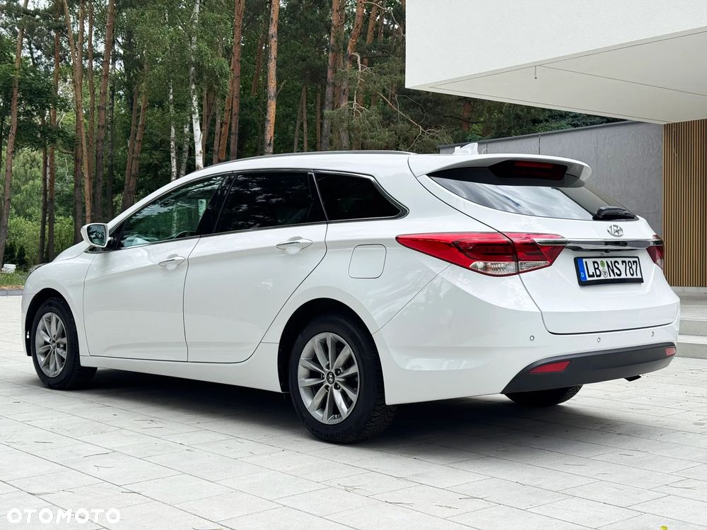 Hyundai i40 Kombi blue 1.7 CRDi Premium - 11