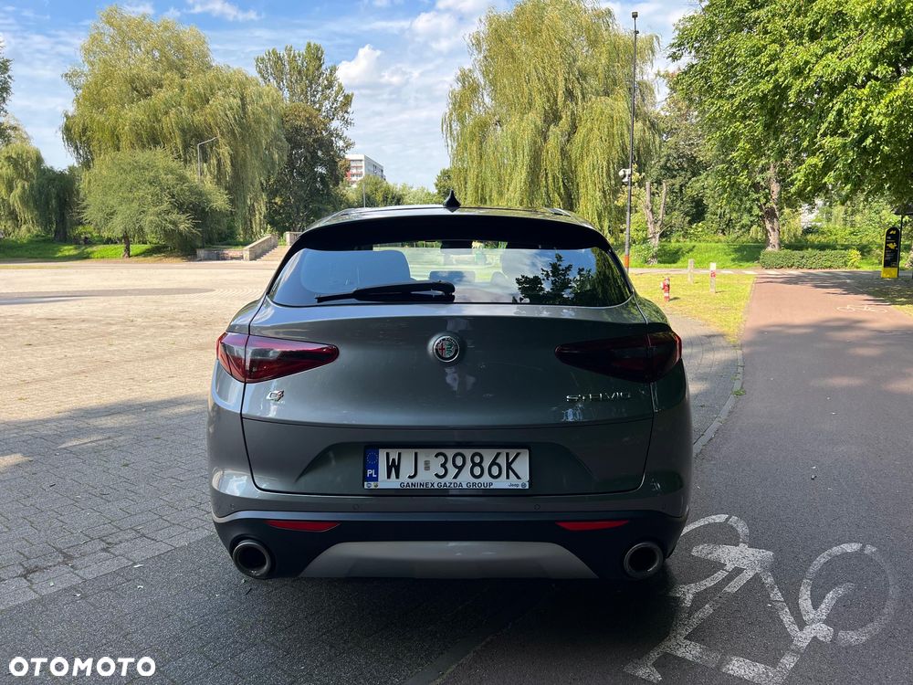 Alfa Romeo Stelvio 2.0 Turbo Super Q4 - 7