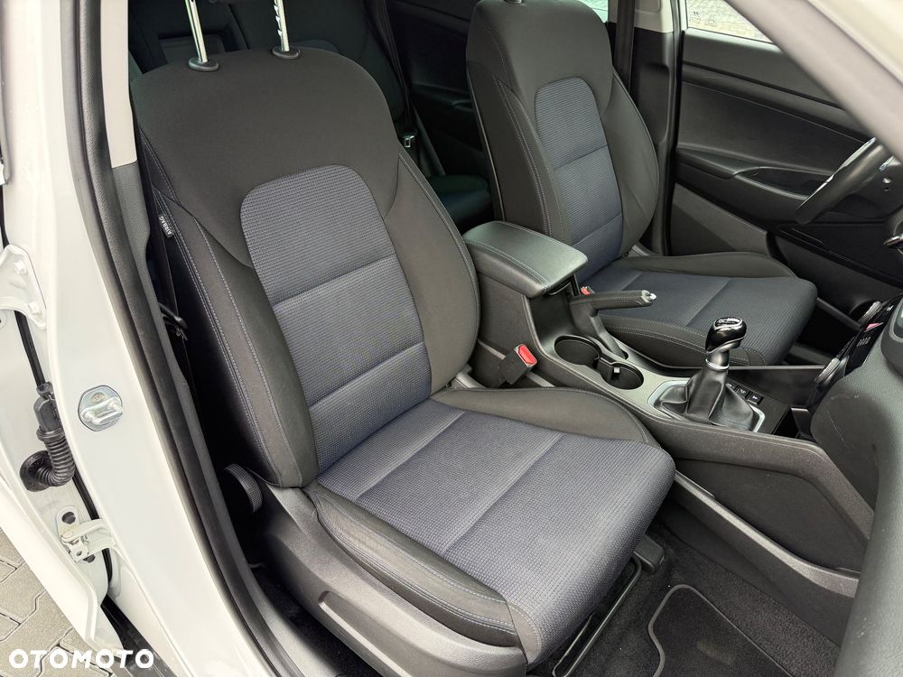 Hyundai Tucson 1.7 CRDI BlueDrive Comfort 2WD - 22