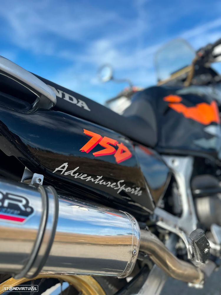 Honda Africa Twin 750 RD07 - 2