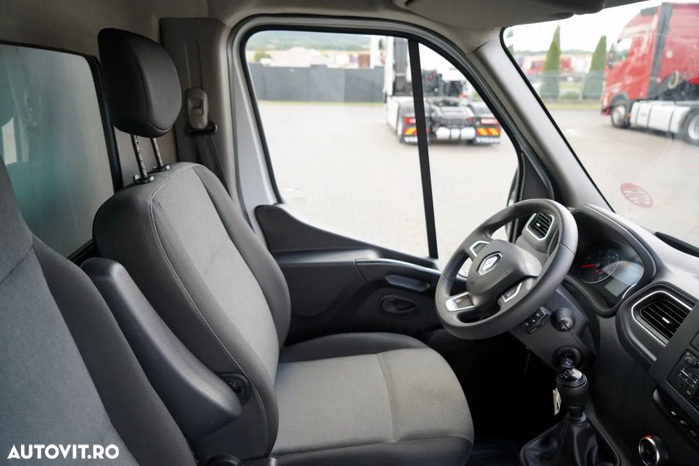 Renault MASTER / LIVRARE / CORTINĂ / MANUALĂ / MASĂ NETĂ: 3500KG / 2022 - 25