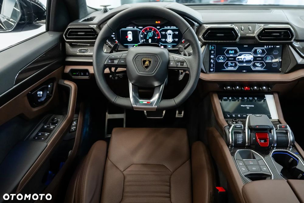 Lamborghini Urus - 11