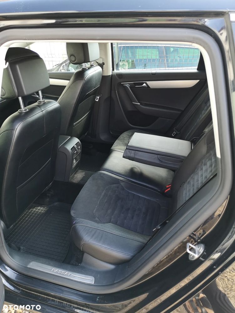 Volkswagen Passat 2.0 TDI Highline DSG - 18