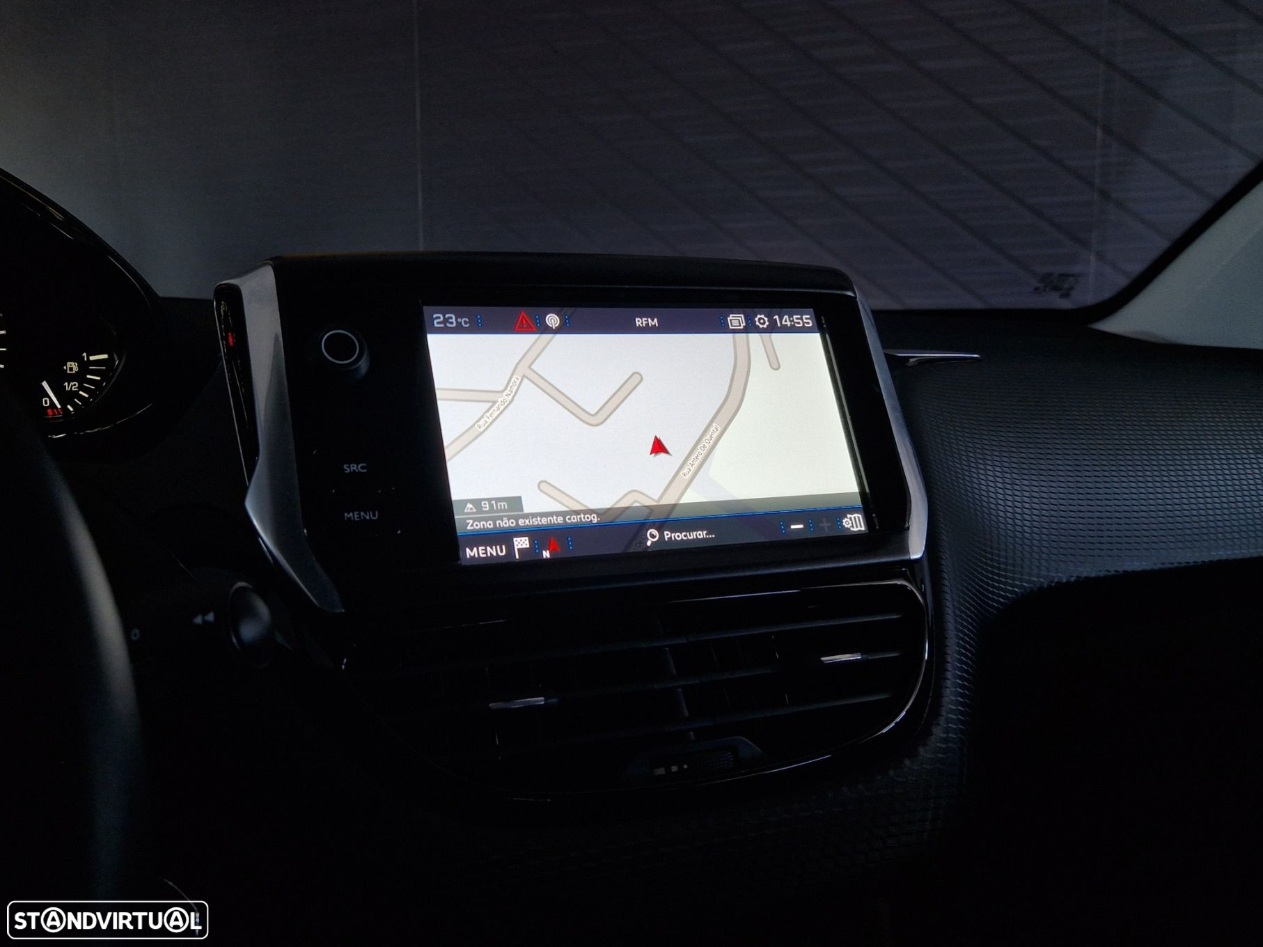 Peugeot 208 1.2 PureTech Signature - 18