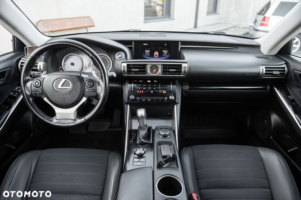 Lexus IS 250 Business - 6