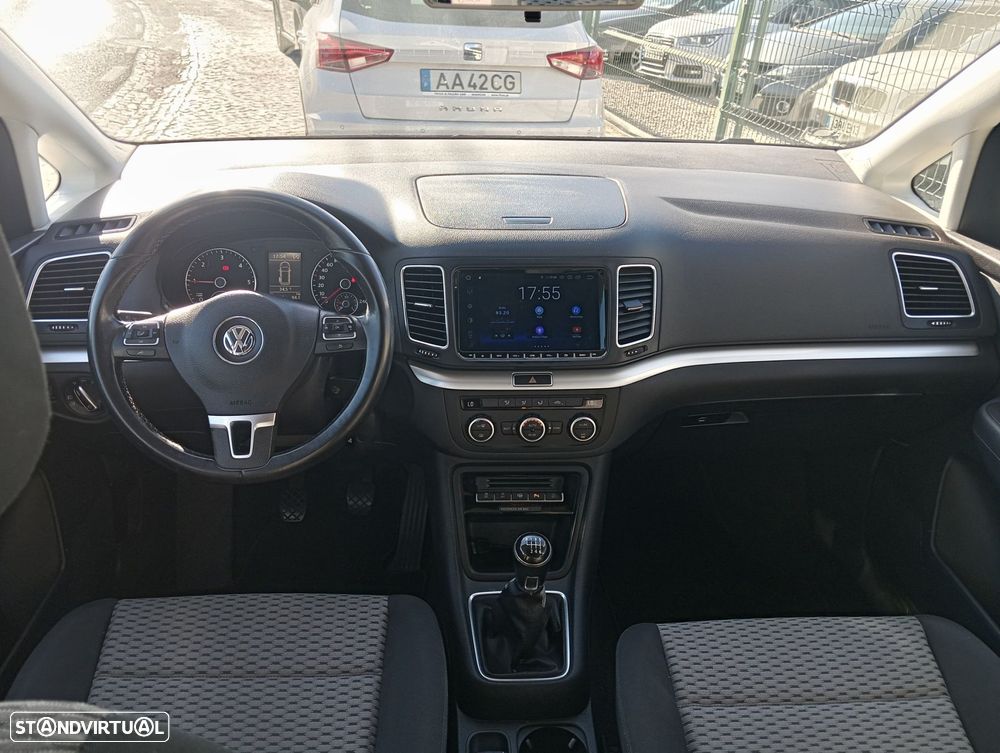 VW Sharan 2.0 TDI Confortline - 13