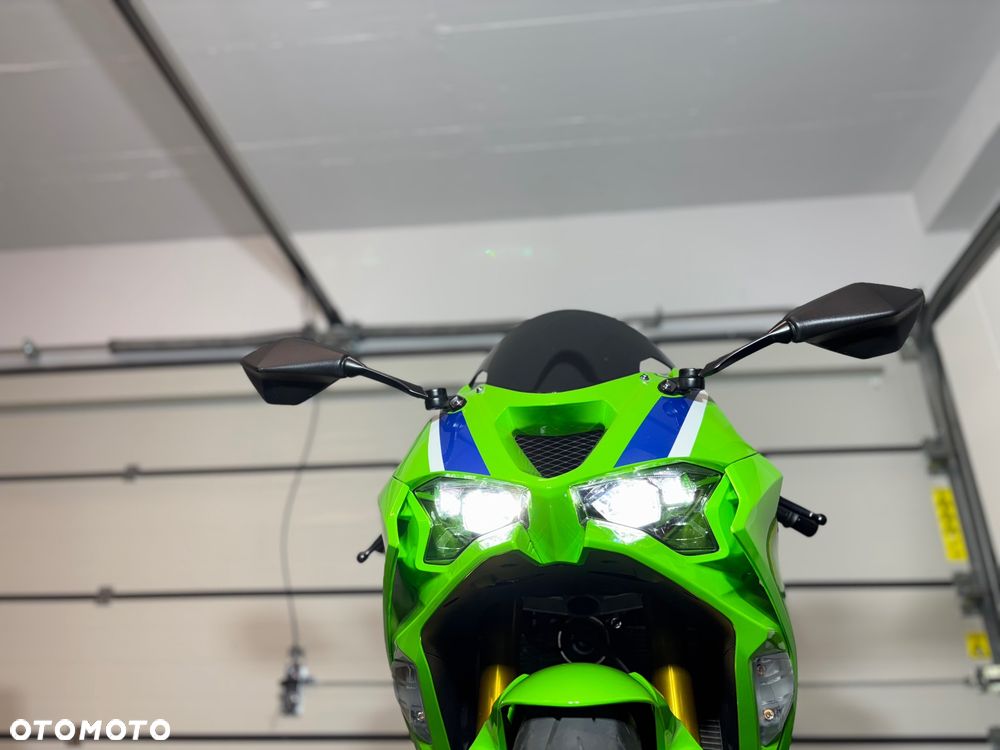 Kawasaki ZX - 3