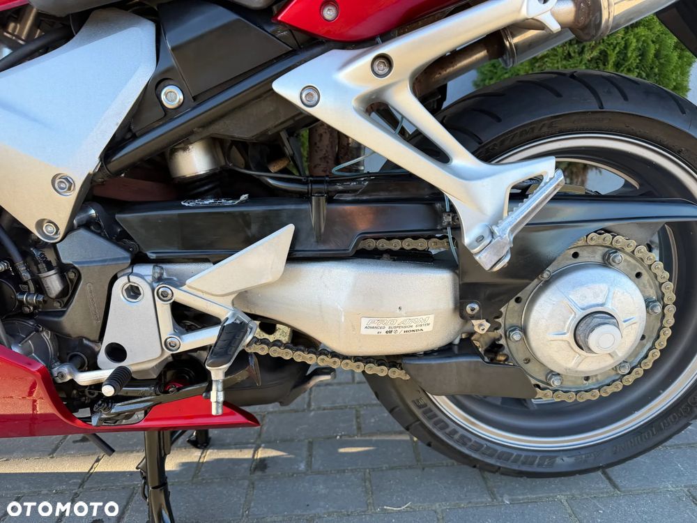 Honda VFR - 34