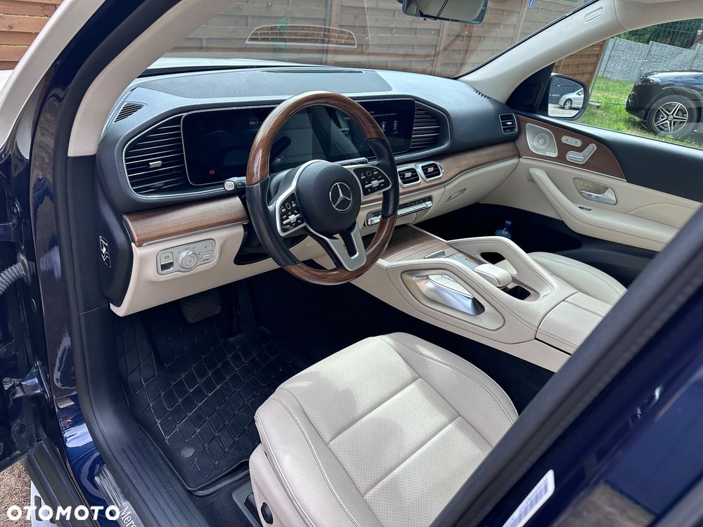 Mercedes-Benz GLE - 24