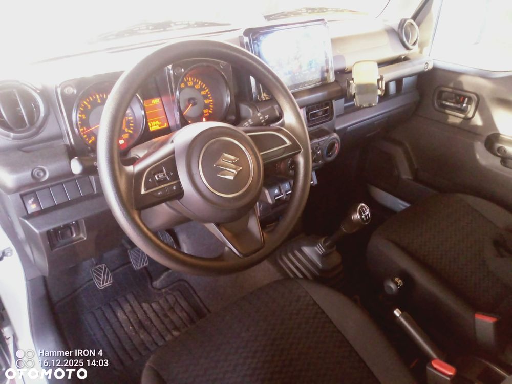 Suzuki Jimny 1.5 ALLGRIP Comfort+ - 11
