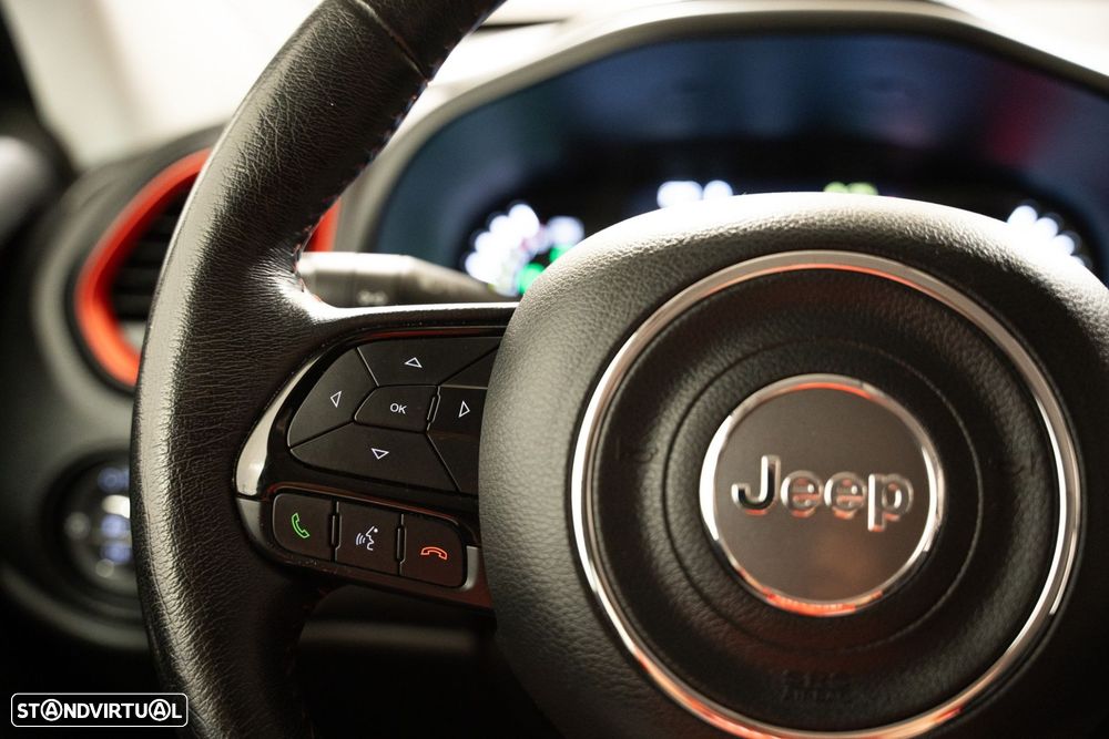 Jeep Renegade 1.3 TG Trailhawk - 21