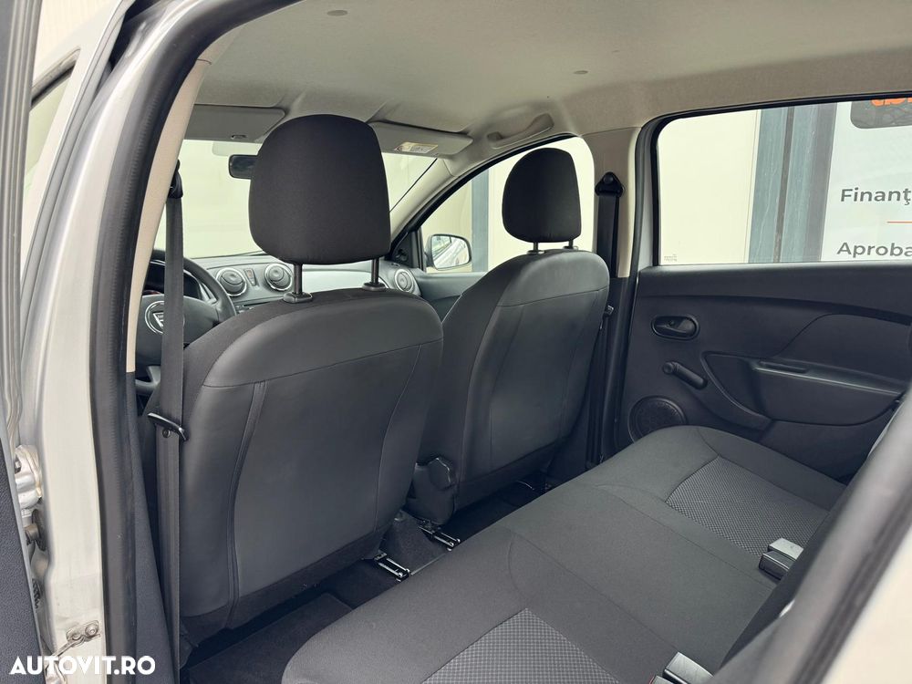 Dacia Sandero 1.2 16V 75 Ambiance - 11