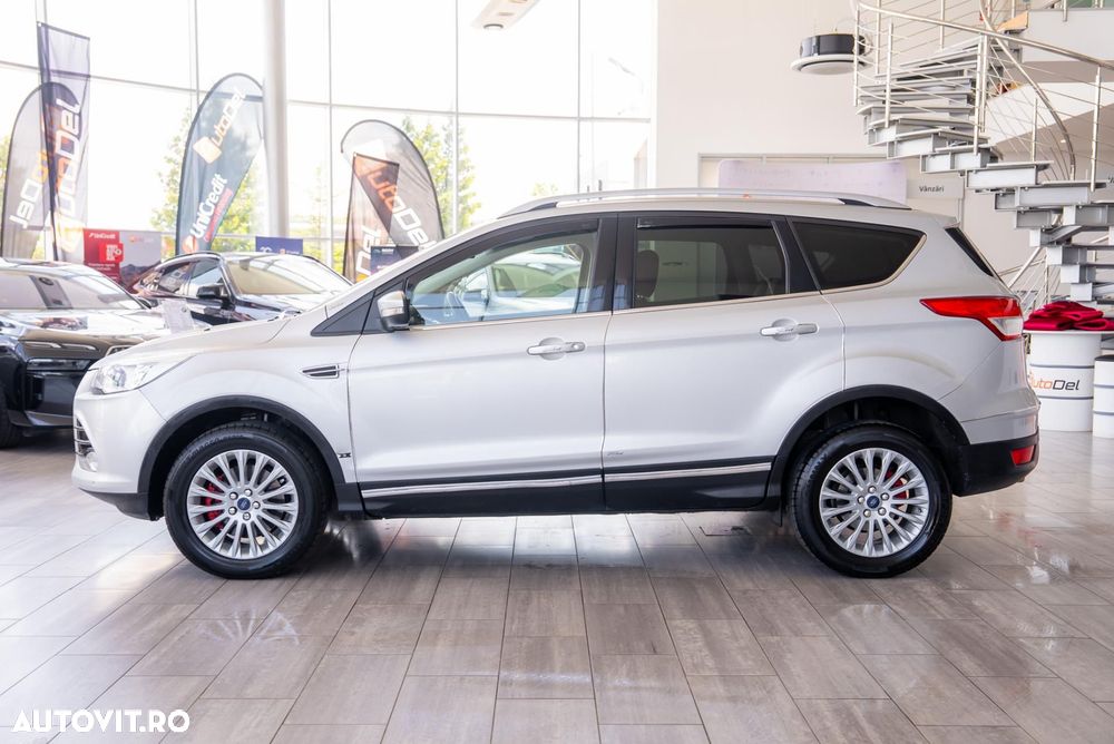 Ford Kuga 2.0 TDCi 4x4 Titanium - 9