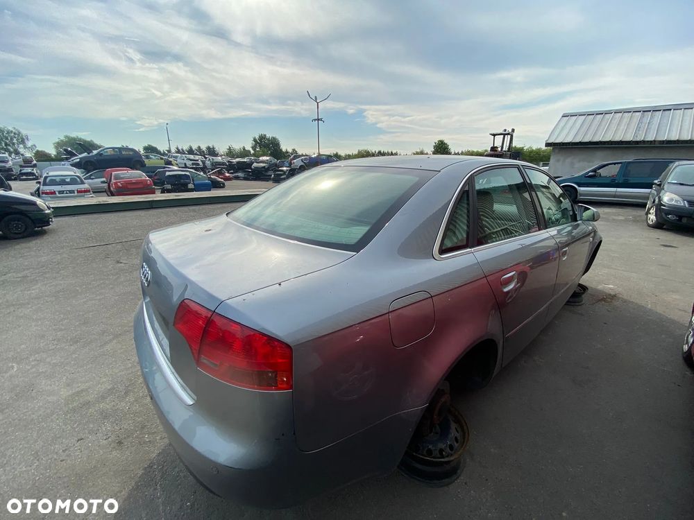 189 / Audi A4 B7 / Na Części / - 5