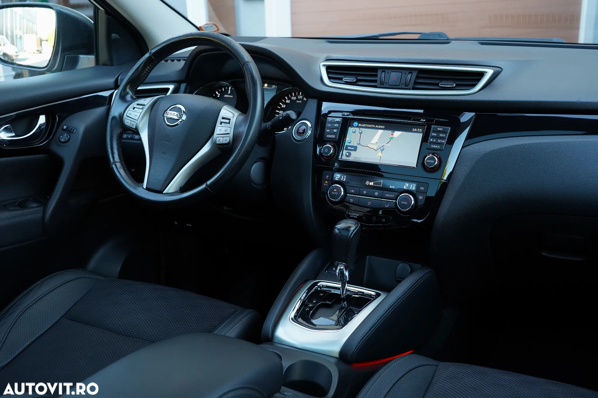Nissan Qashqai 1.6 DCI Xtronic TEKNA+ - 11