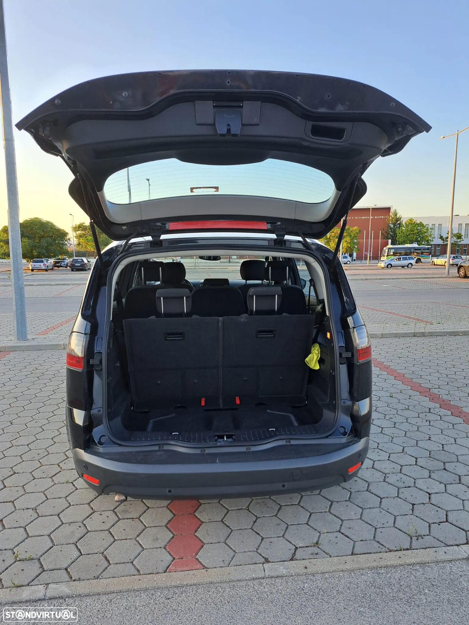 Ford S-Max 2.0 TDCi Titanium 5L - 5