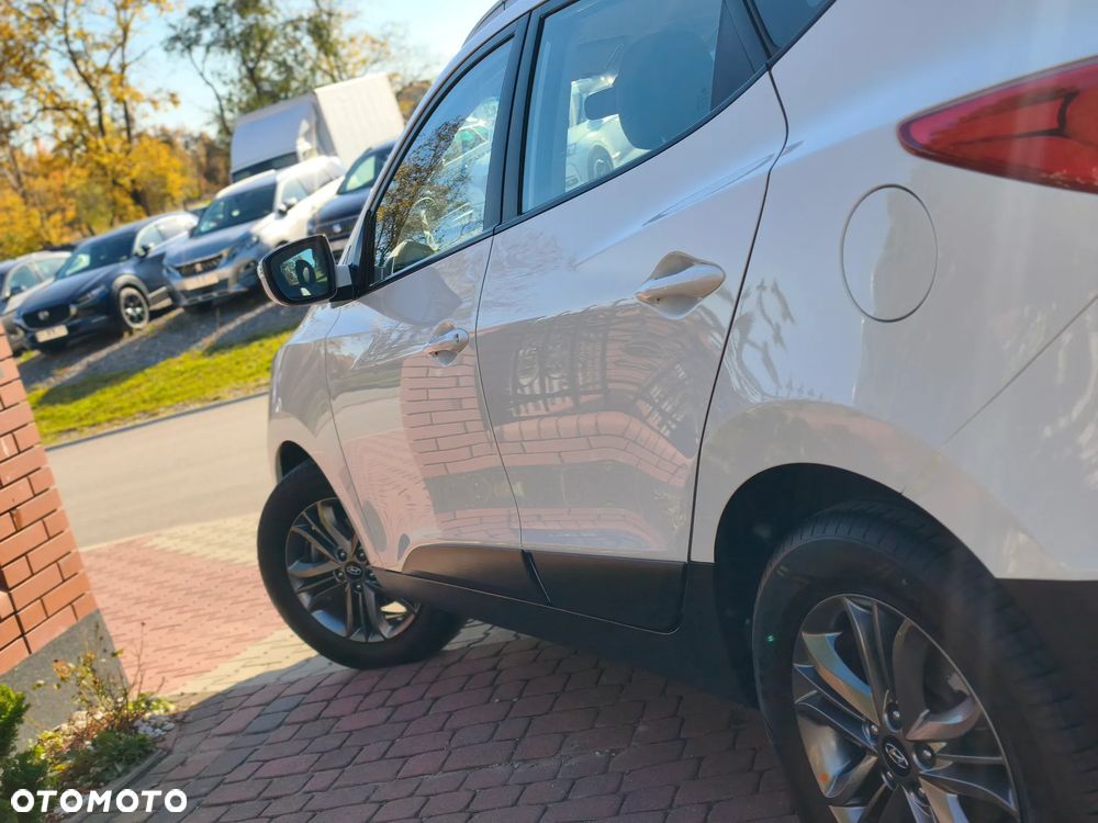 Hyundai ix35 1.7 CRDi 2WD Fifa World Cup Edition - 9