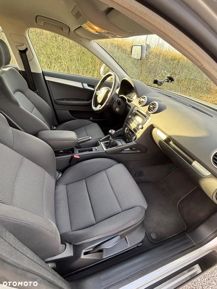 Audi A3 Sportback - 12