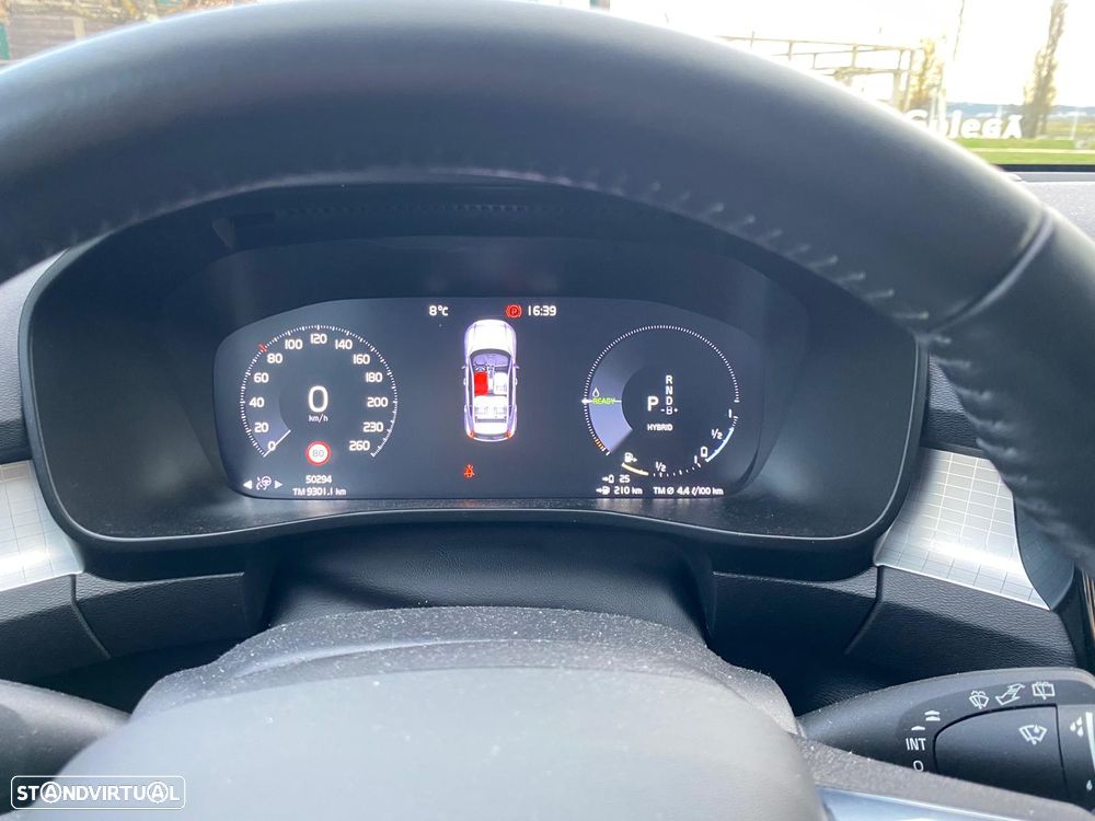 Volvo XC 40 1.5 T5 PHEV Momentum Plus - 20