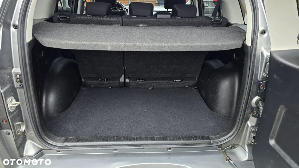 Suzuki Grand Vitara 2.0 - 13