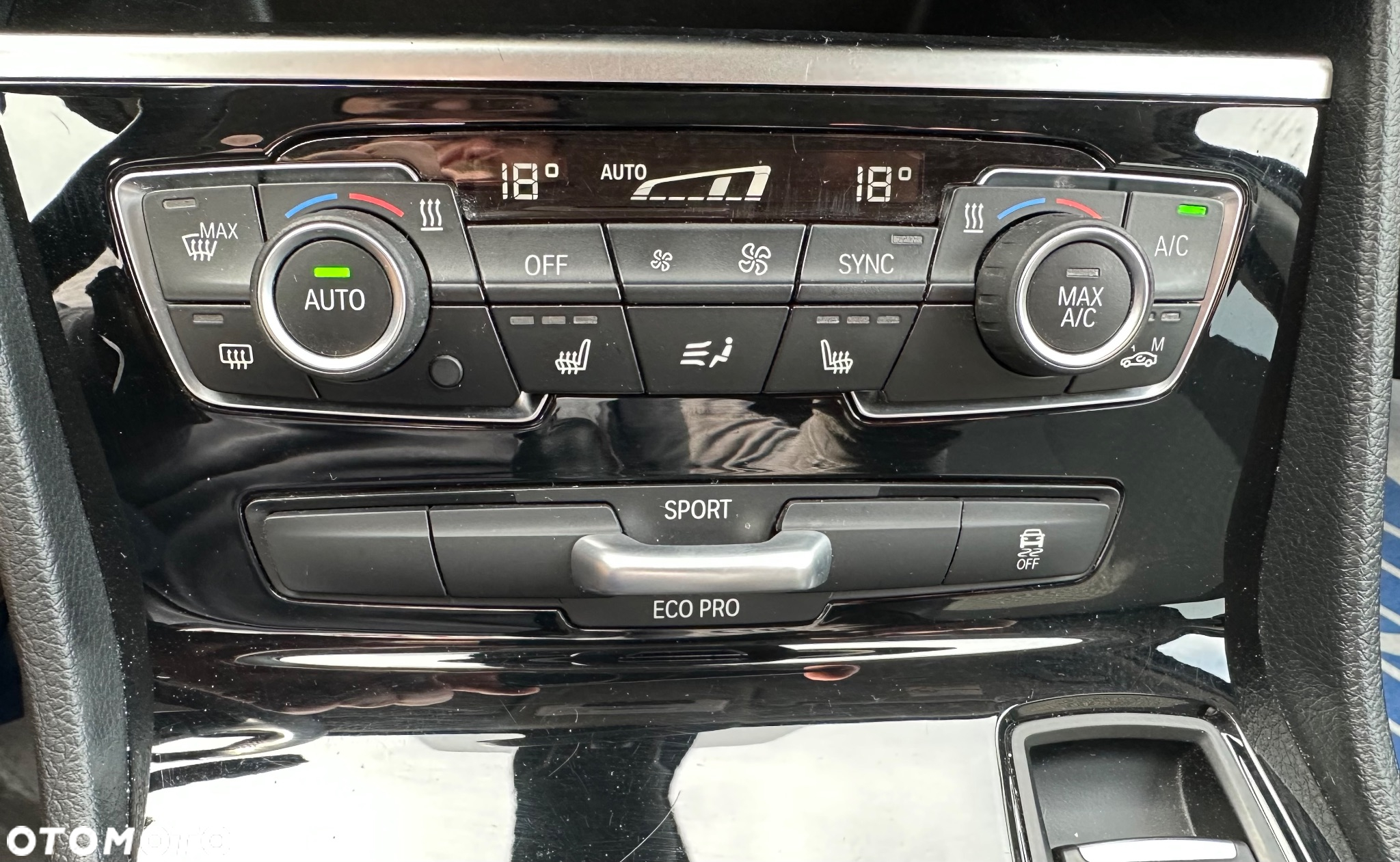 BMW Seria 2 218d Gran Tourer - 27