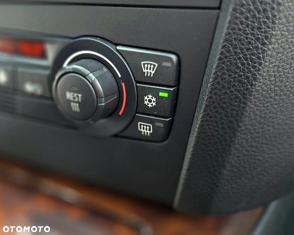 BMW Seria 3 - 22
