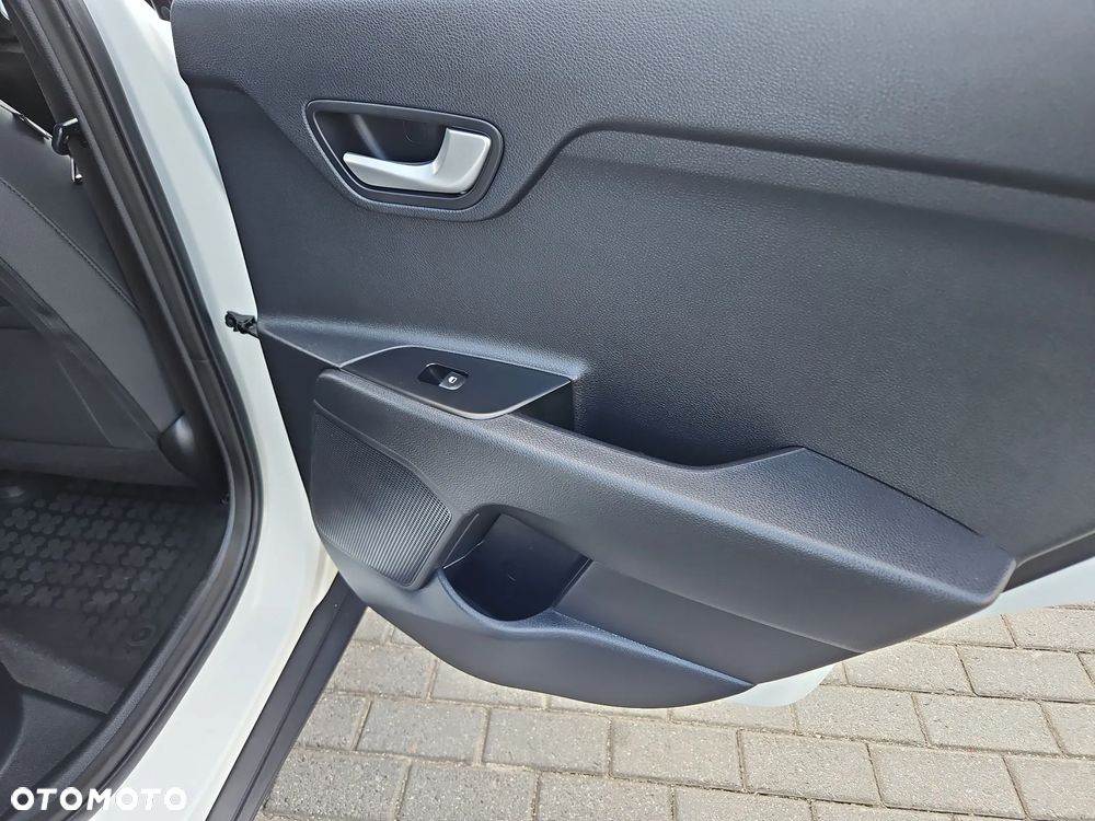 Kia Stonic 1.0 T-GDI M - 26
