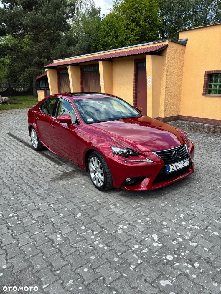 Lexus IS - 8