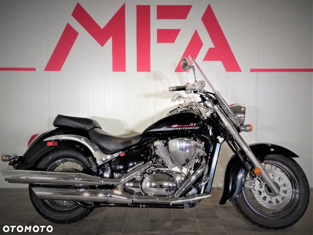 Suzuki VL 800 Volusia - Boulevard C50 - 4