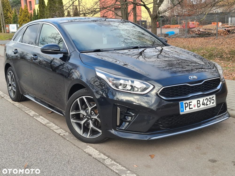 Kia ProCeed 1.5 T-GDI DCT7 OPF GT LINE
