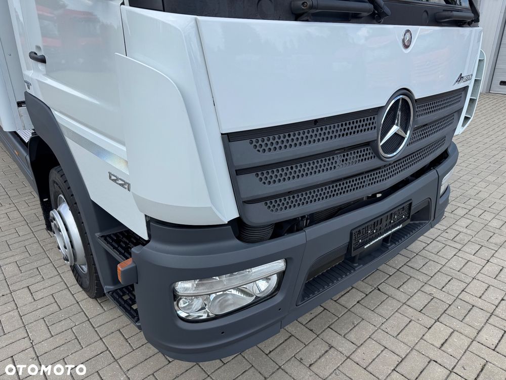 Mercedes-Benz ATEGO - 15