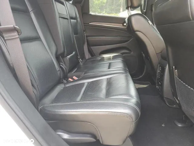 Jeep Grand Cherokee - 10
